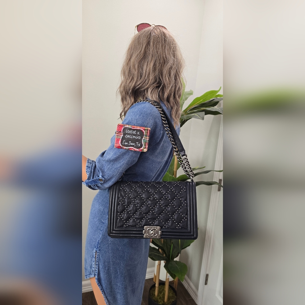 Le Boy Old Medium Flap Distressed Lambskin